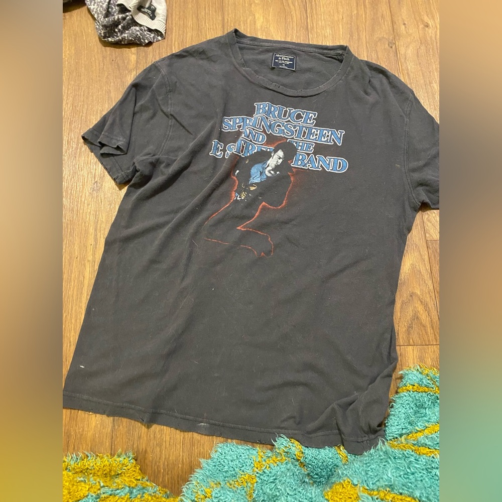 ABERCROMBIE band tee size medium